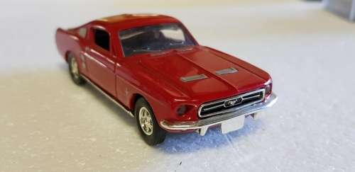 Ford mustang in mint condition 1:43 scale