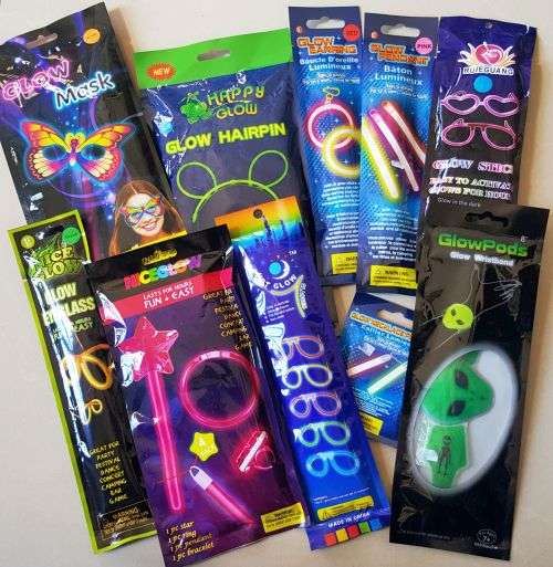 10 Assorted Glow Sticks == Bid per packet