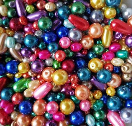 Crazy Wednesday**Free Shipping !!! See Description** 2.2Kg Glass Beads & Findings