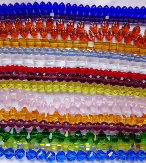 300 x Assorted Glass Beads As per Picture- 20 Of each - 1 Mix Pack