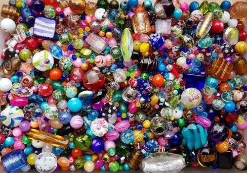 Weekend Special** 2.4 Kg  Assorted Glass Beads & Pearls- +/- 5450 Piece