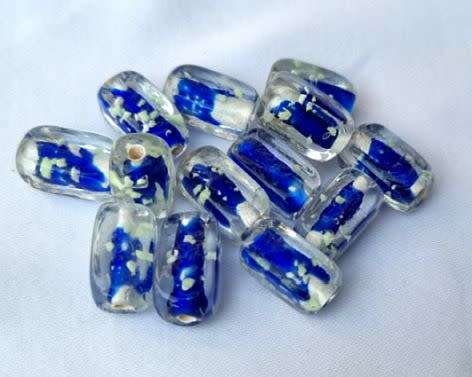 10pc   Blue and White Luminous Tube Glass Beads  +/- 15mm