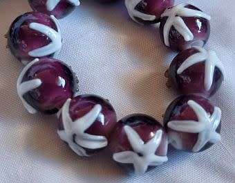 1Pc x (+/- 12mm) Purple With White Starfish and Gold ,  Round  Handmade Lampwork Glass  Beads - Each
