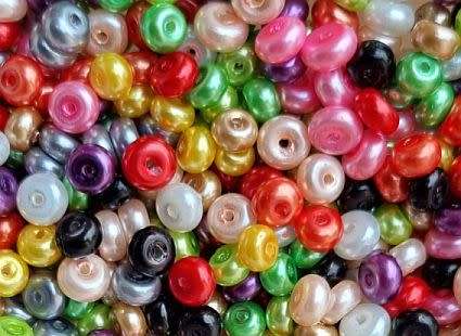 Weekend Special   ** 1.1 Kg  Assorted Glass Beads and Disc Glass Pearls  +/-  1600 Pc