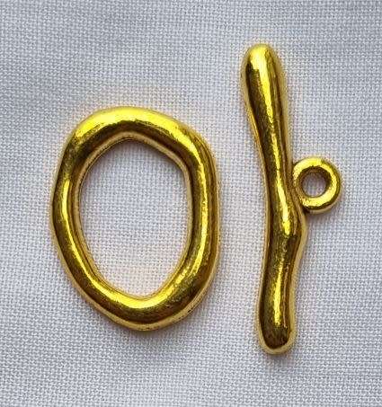 Tibetan Style Antique Gold  Tone Oval Toggle Clasp  21x16mm - 1 Set
