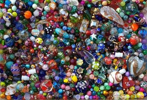 ^^Crazy Wednesday^^ 3.2Kg Assorted Glass Beads and Findings +/-  7820pc