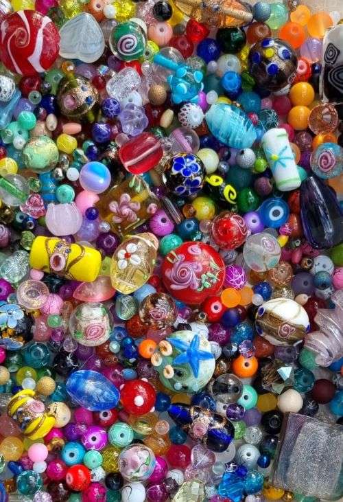 ^^Crazy Wednesday^^ 3.6Kg Assorted Glass Beads and Findings +/- 8130 pc