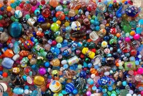 ^^Crazy Wednesday^^ 3.5 Kg Assorted Glass Beads and Findings +/- 8720pc