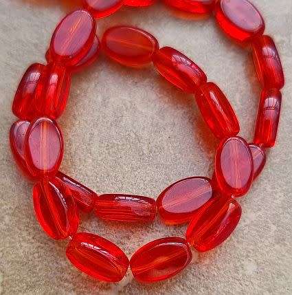 20pc (+/- 10x7mm) Red / Flat / Oval  / Glass Beads