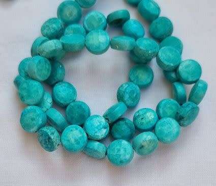 1 Strand (+/-6mm) Natural / Turquoise Beads/ Dyed Flat Round (+/-65pcs per strand)