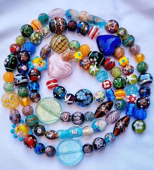 Mixed Packets` Assorted Beads ** Please Read Description For Details`  +/- 5544pcs
