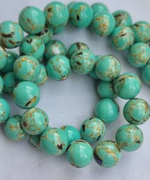 10pc x 10mm Synthetic Turquoise & Shell Beads / Green / Multi Color