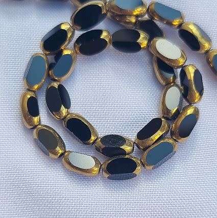 1 Strand (7x3mm) Black / Gold Edge / Oval  /  Glass Beads +/-48pcs