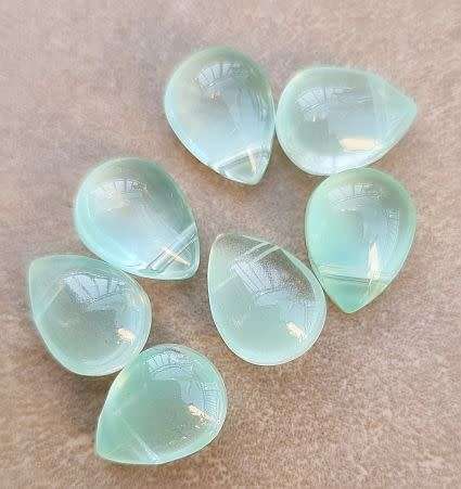 10pc  (12x9mm) Green  / Painted / Drop  /  Glass Beads / Top Drilled