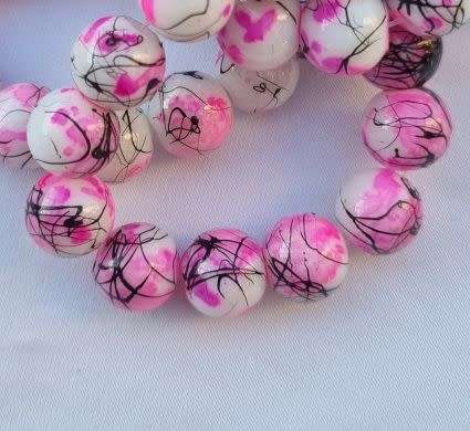 20Pc x  10mm Pink / White / Drawbench / Painted / Round Glass  Beads