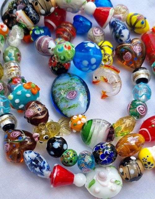 !!Weekend Special !! Mixed Packets / Glass Beads & Findings +/- 7440pc / Please Read Description**