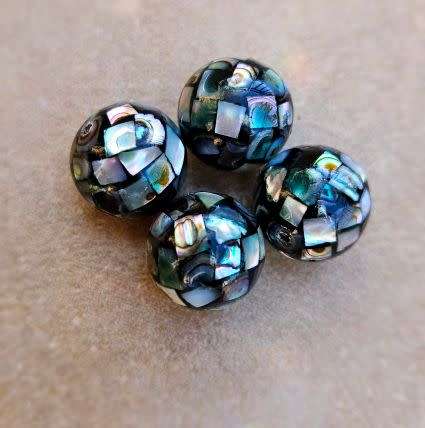 50% Off **1pc (+/-12mm)  Natural /  Paua Shell Bead / Black / Round