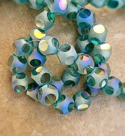 10 pc x 7mm Green Frosted / Faceted /  Electroplate Glass Beads