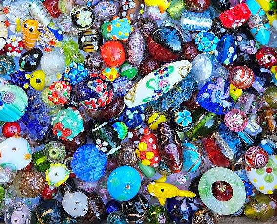***Weekend Special *** Assorted Beads & Findings