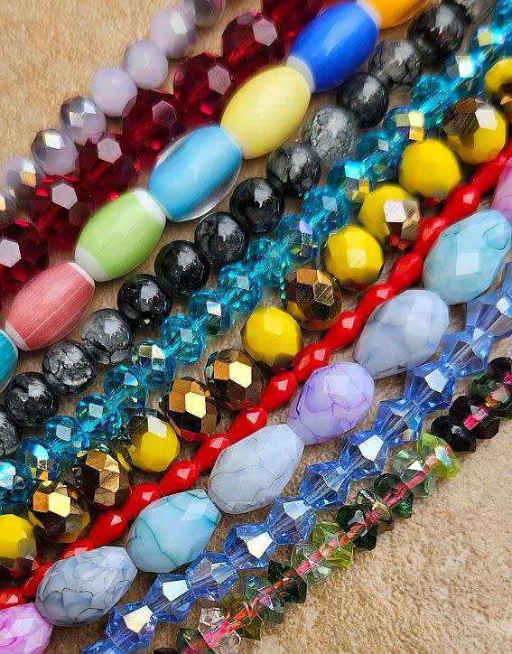 ***Weekend Special ***   Assorted Lampwork Beads / 60 Strands Assorted Glass Beads & Findings