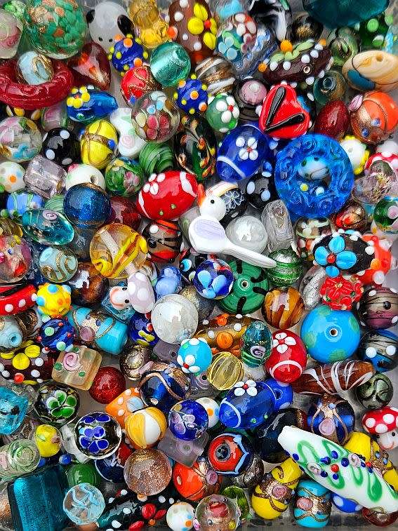 ***Weekend Special*** Assorted Beads & Findings