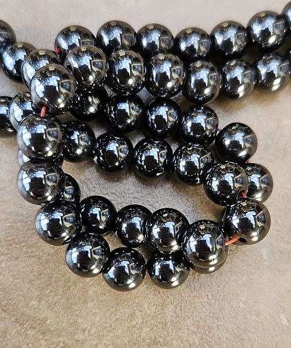 *Clearance Sale*1 Strand  x (8mm)  Magnetic /  Synthetic / Hematite / Black / Round  Beads