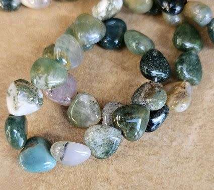 1 Strand  (+/- 10mm)  / Natural / Indian Agate / Heart  Shape  Beads +/- 40pcs