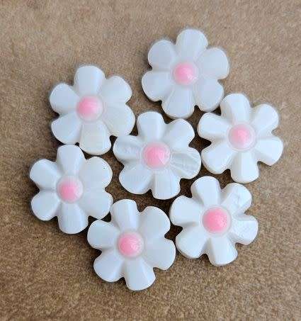 *Clearance Sale*1pc (+/- 12x3mm)    Natural  / White Shell / Pink / Enamel  Flower Bead / Each