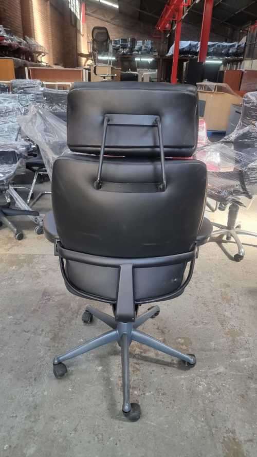 Office Chair with Headrest