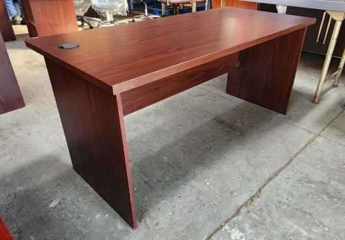 Office Desk Straight