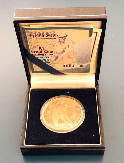 2002 SILVER R1 SOCCER COIN - IN ORIGINAL SAM BOX - LOW MINTAGE 1250 - CV R2,000