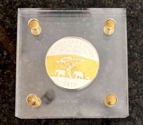 Mint of Norway - 100 gram Silver Proof - Mandela Father of a nation - in Perspex box