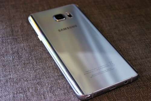 SAMSUNG GALAXY NOTE 5 (Gold platinum)