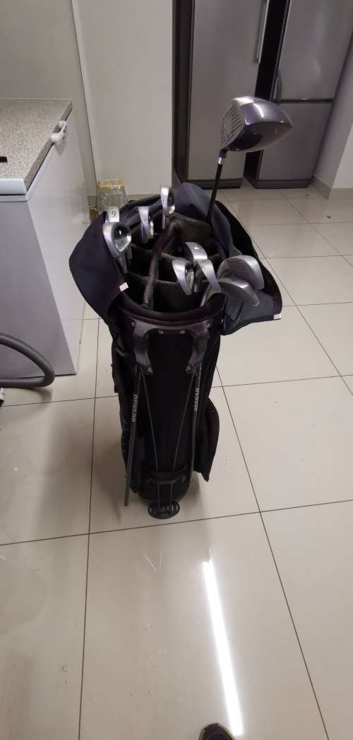 DiamondTech golf set with Dunlop bag