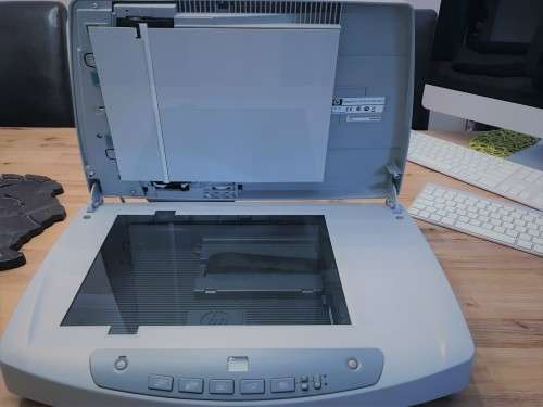 HP Scanjet 5590 Digital Flatbed and Duplex Scanner - Free Delivery