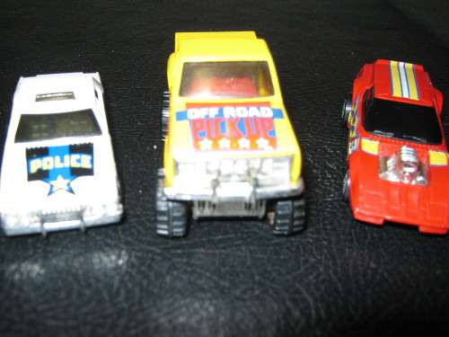 HOTWHEELS 1985 Off road pick-up + Race car + Police car (change bodies to different chassis)