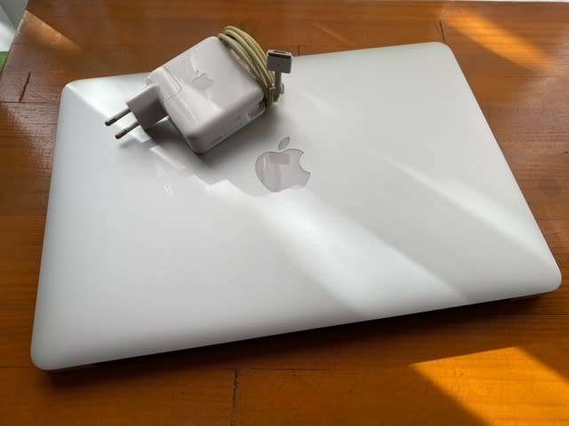 Apple MacBook Air 13 A1466 (EMC 3178) Mid 2017