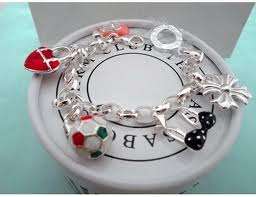 **Brand New Thomas Sabo Bracelet with 4 Charms***