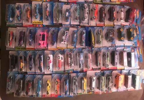 Hot Wheels lot over 300 cars