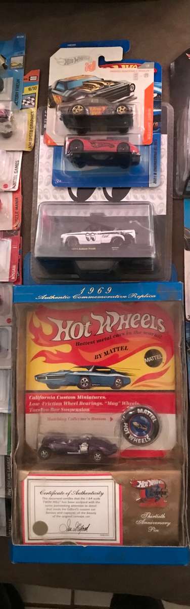 Hot Wheels lot over 300 cars