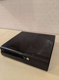 Xbox 360e console for spare / repairs