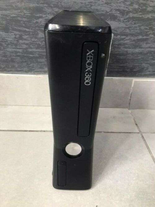 Xbox 360 slim console only for repairs/spares