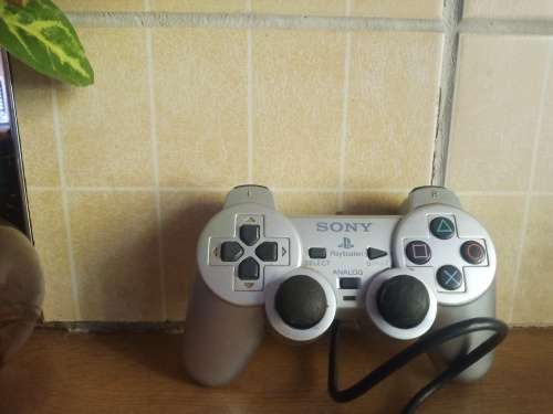 Ps2 original silver controller