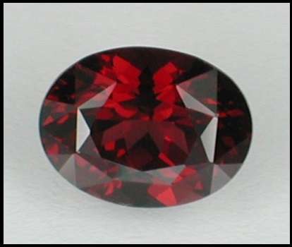 BEAUTIFUL 100% NATURAL OVAL CUT RED GARNET - R1 NO RESERVE AUCTION!
