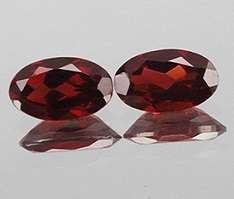 STUNNING OVAL CUT 100% NATURAL RED GARNETS PAIR