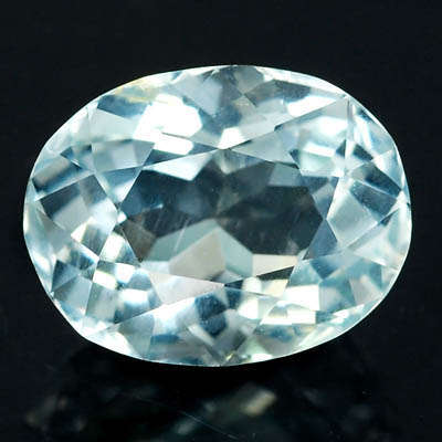STUNNING! 1.47ct OVAL CUT  BLUE AQUAMARINE FROM BRAZIL