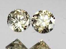 UNTREATED VS 0.08CT/2PCS NATURAL CHAMPAGNE DIAMOND