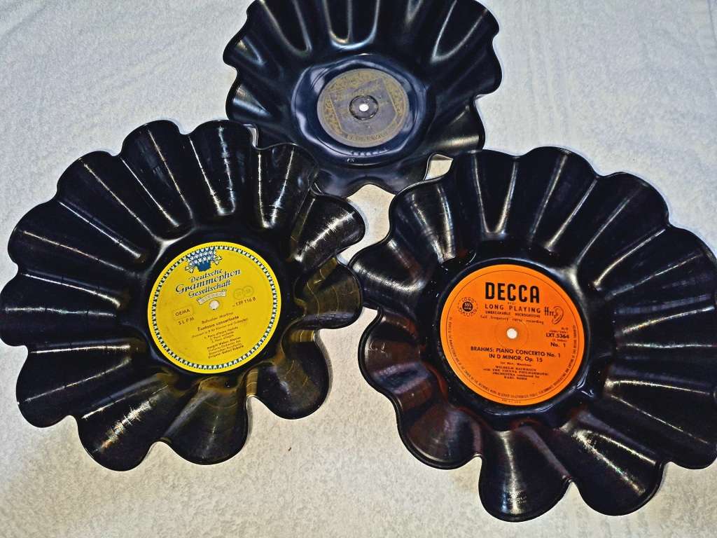 Set of 3Record Bowls - Recycled Vinyl LPs