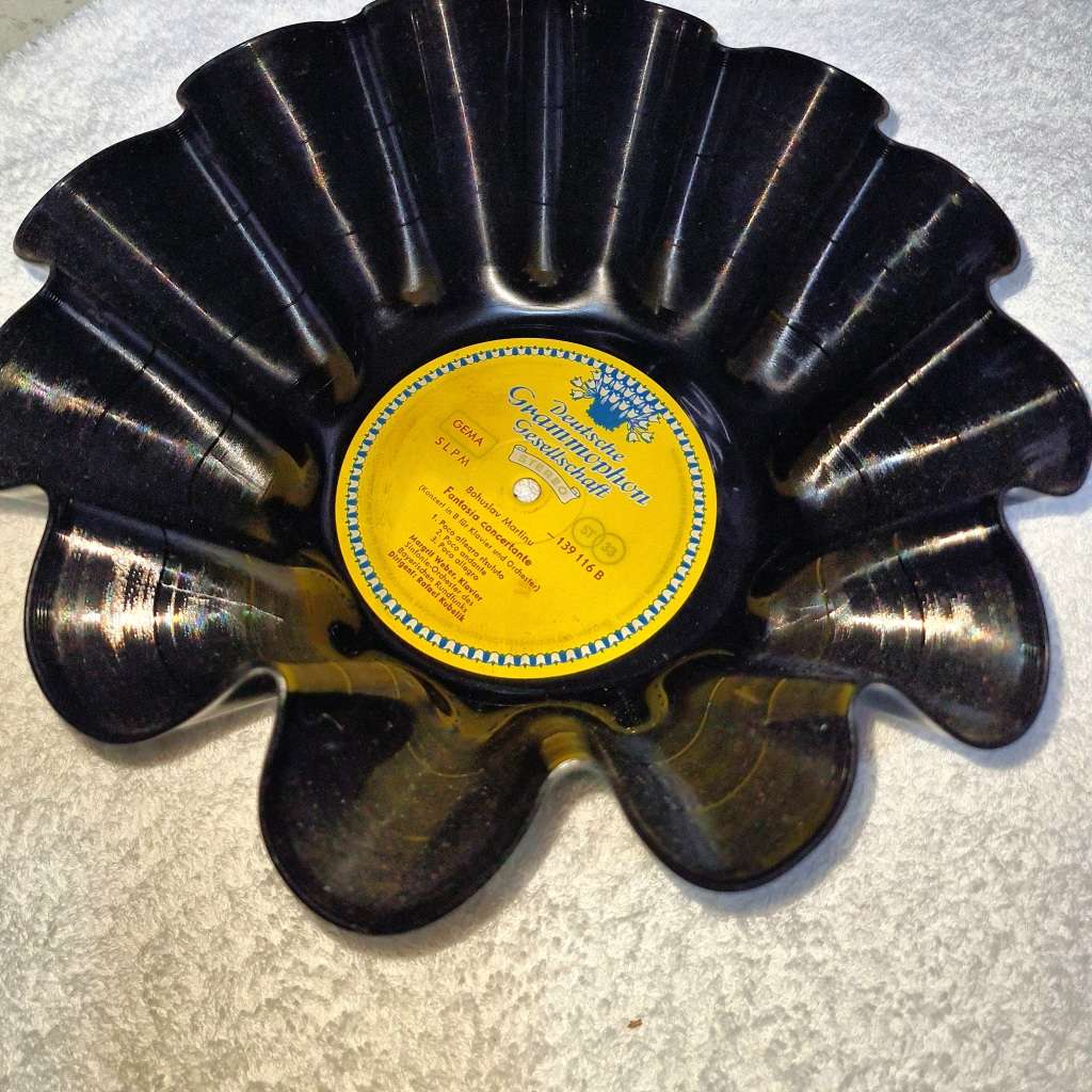 Set of 3Record Bowls - Recycled Vinyl LPs