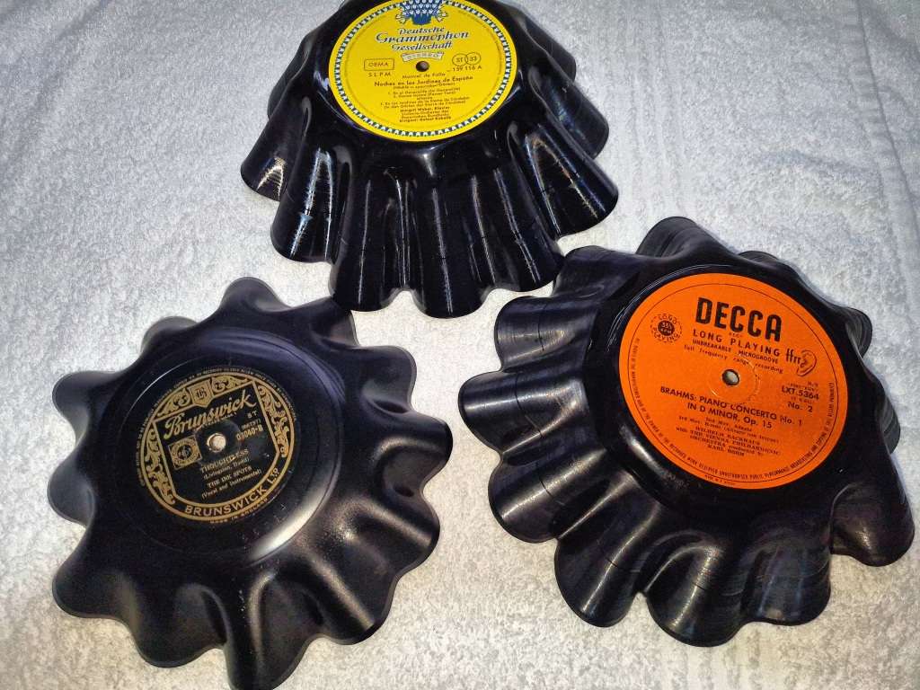 Set of 3Record Bowls - Recycled Vinyl LPs